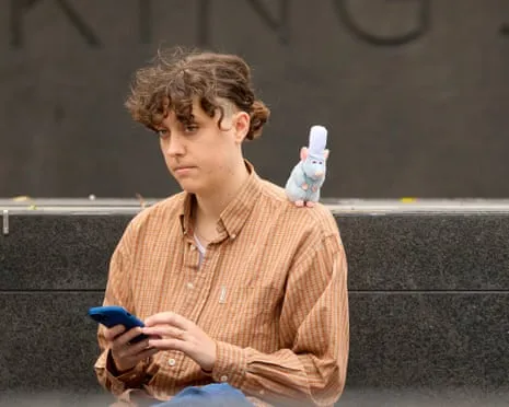 ‘People give me a ample space’: My unusual week of donning shoulder toys